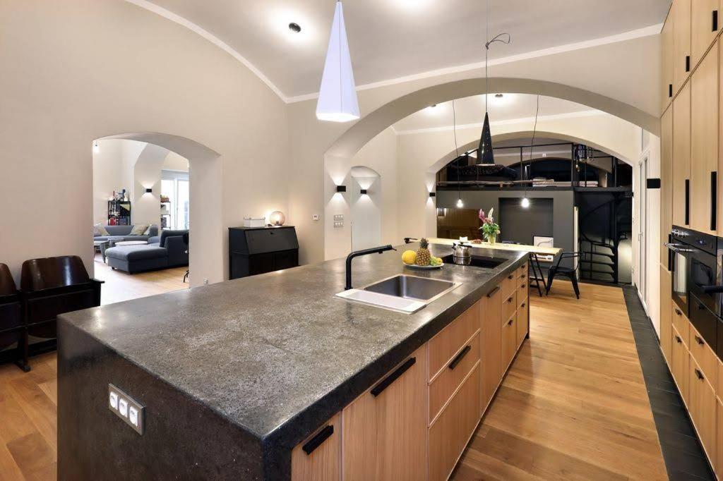 Design Loft 2 Minutes To Wenceslas Square 布拉格 外观 照片